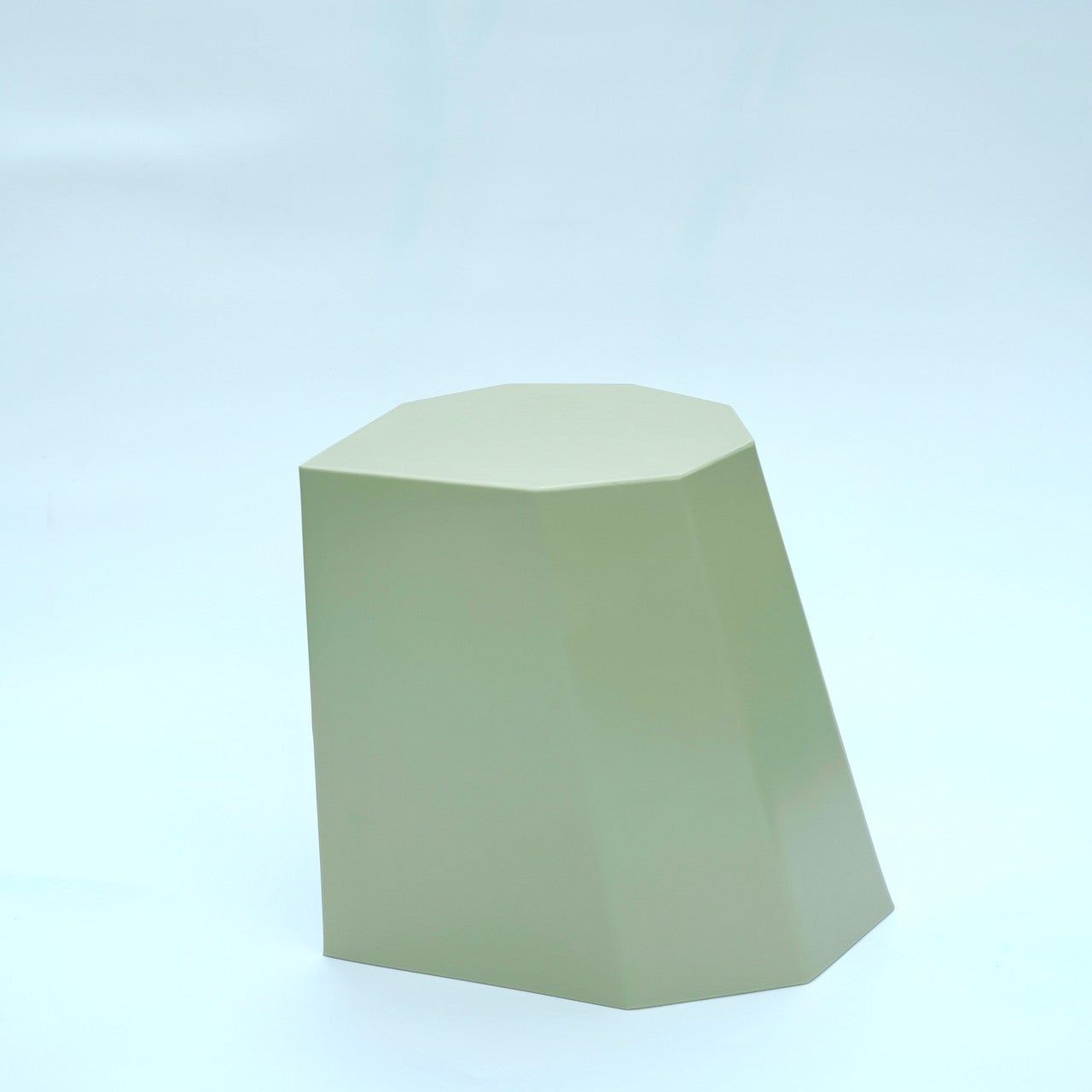 Arnold Stool
