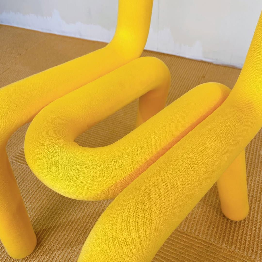 season10-2 / Mustache Chair (YE)