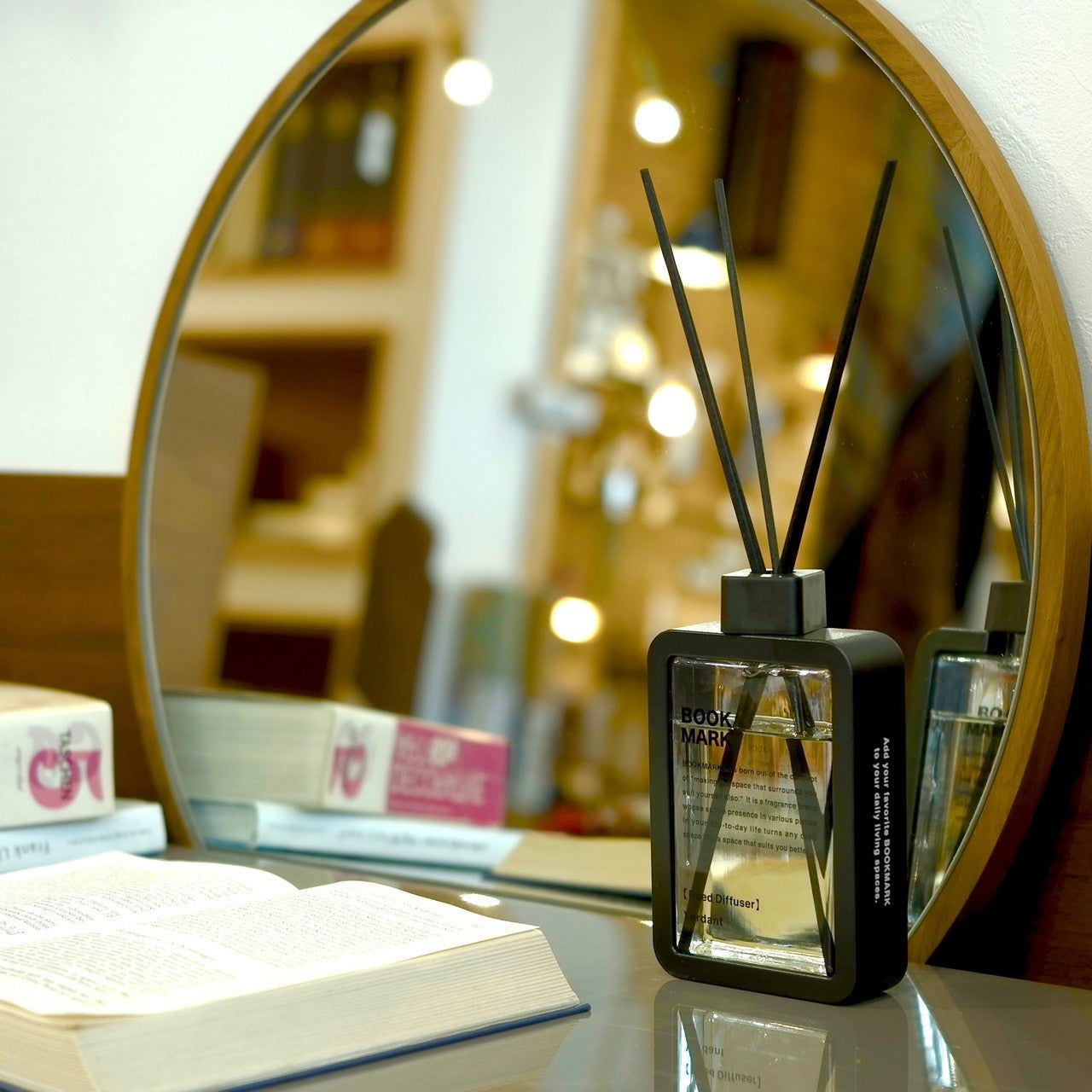 BOOK MARK Reed diffuser