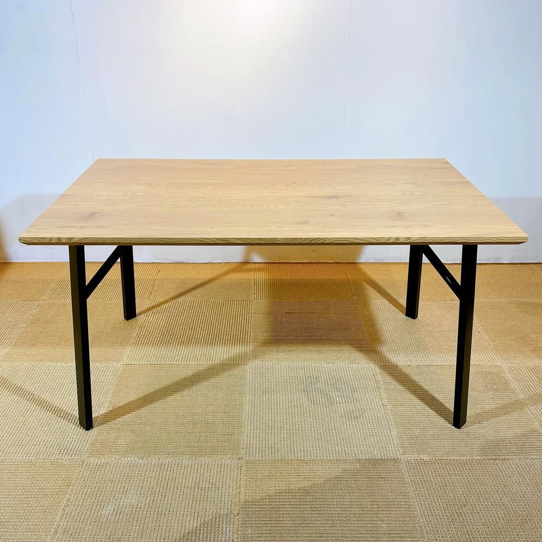 season37-4 / Table