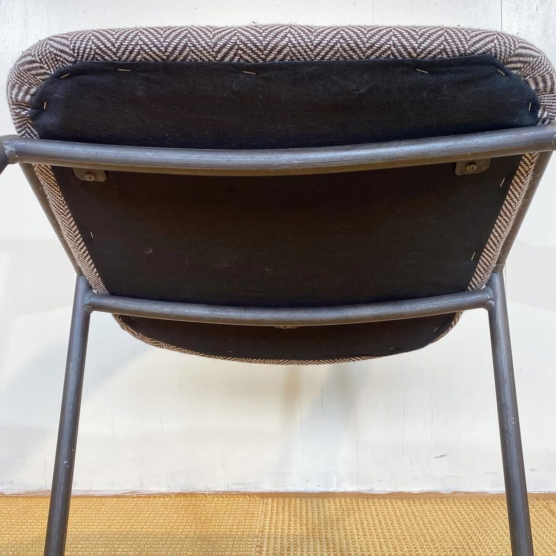 season29-3 / Chair