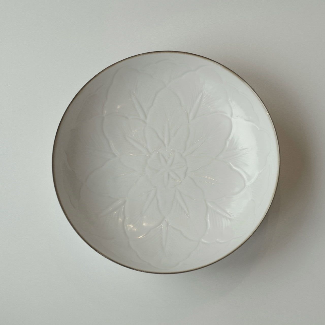 jicon Covered flower dish