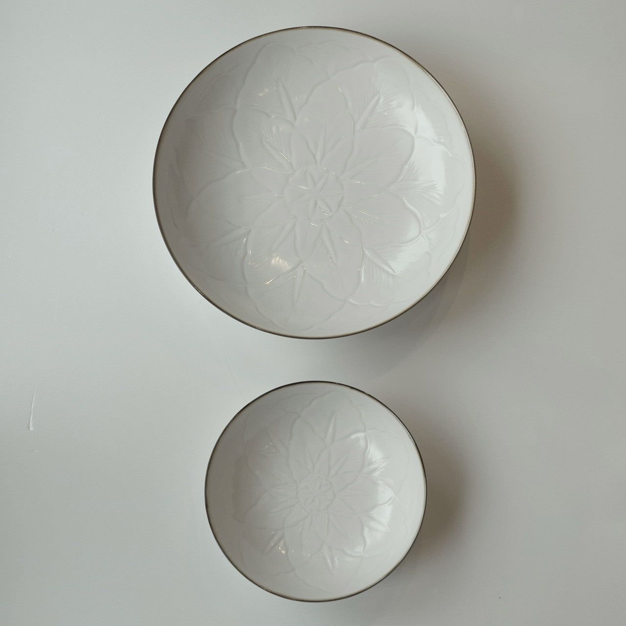 jicon Covered flower dish