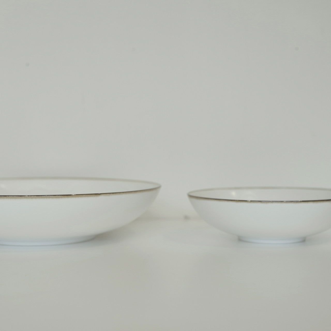 jicon Covered flower dish