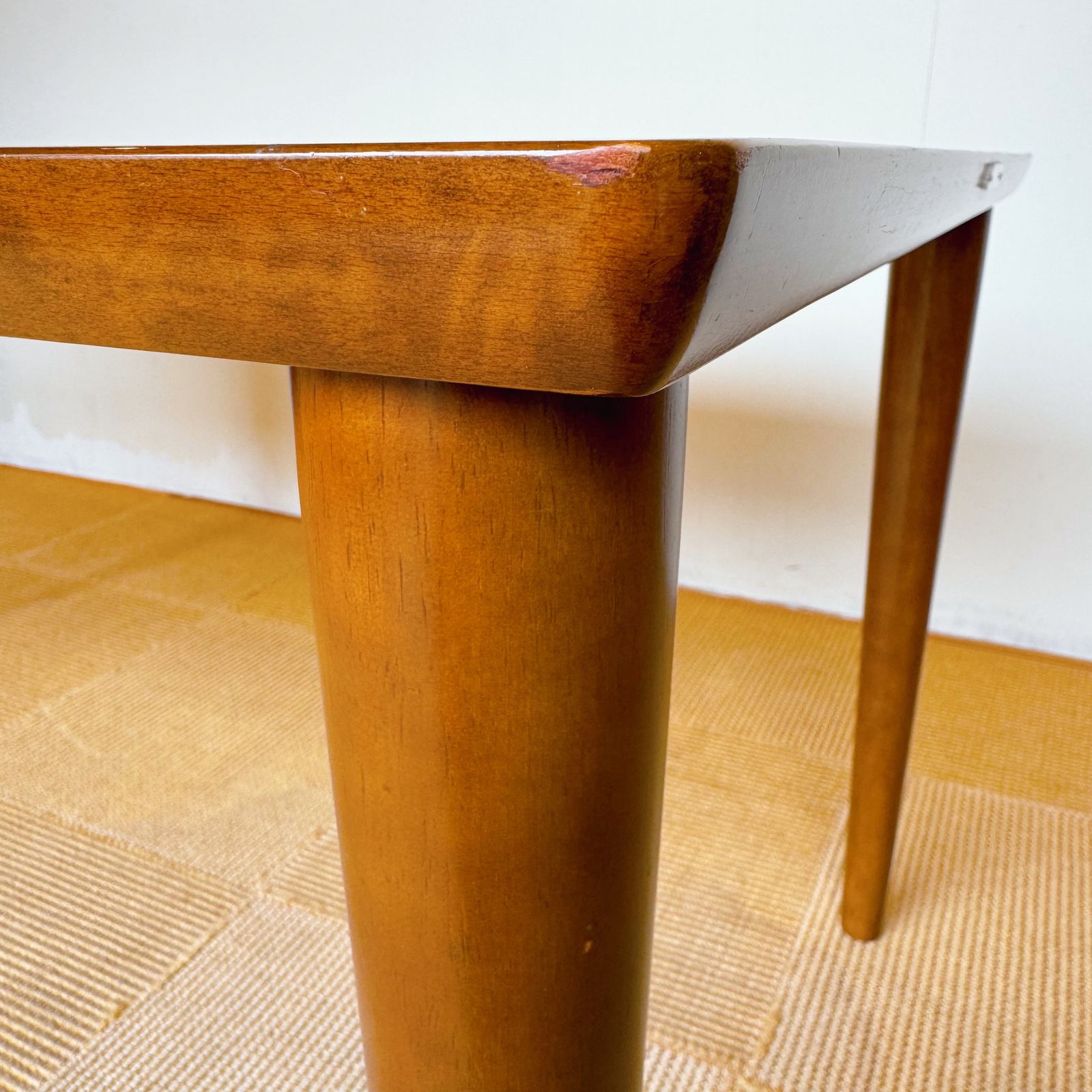 カリモク60ダイニングテーブル / KARIMOKU60