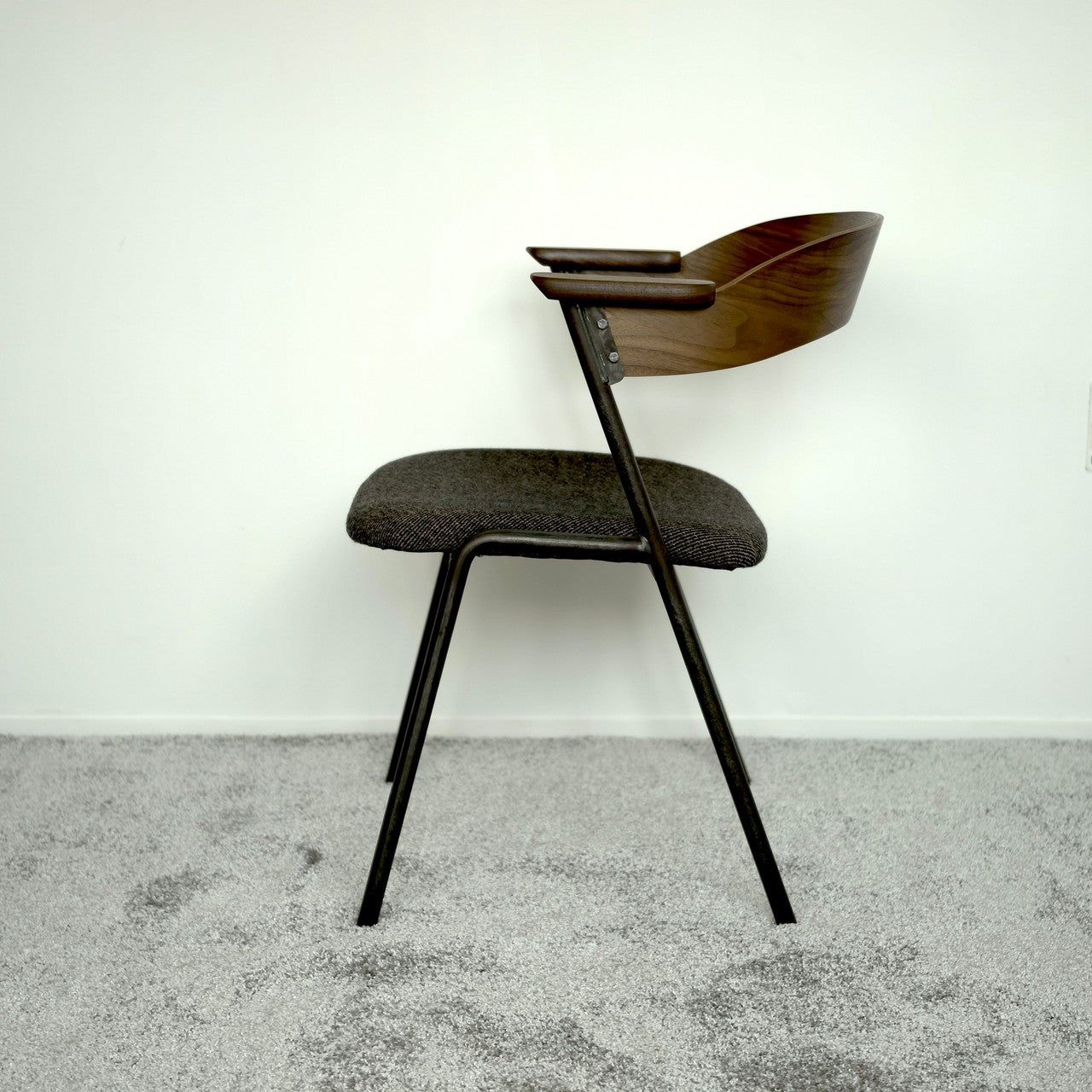 Danis Short Arm Chair