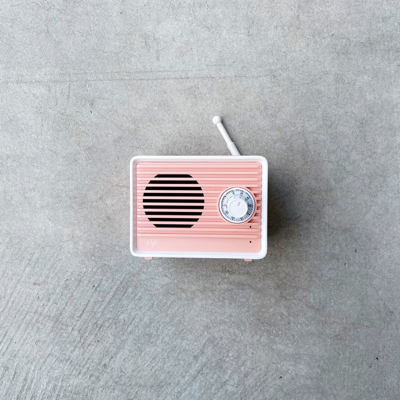 OPT retro speaker