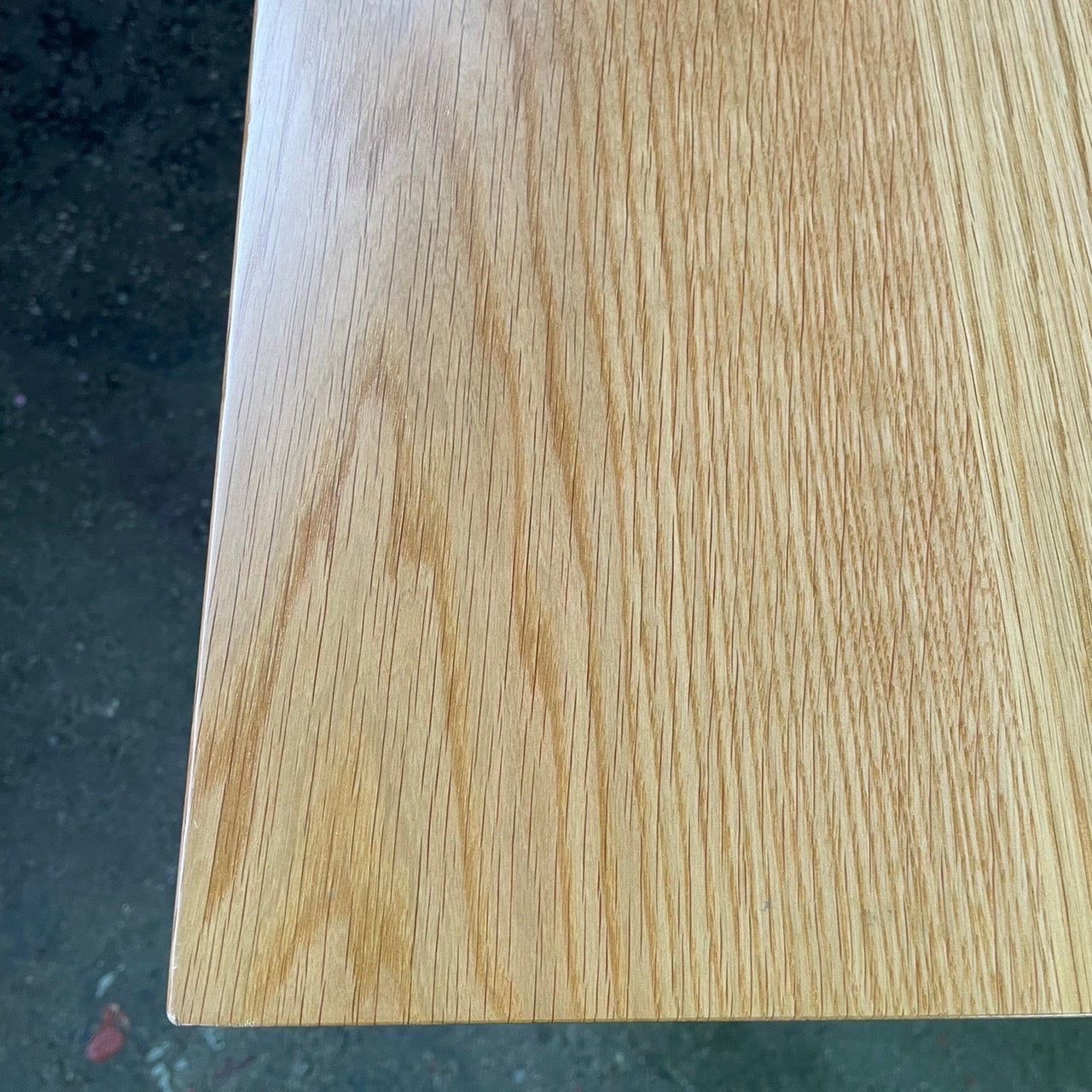 [ OUTLET ] Wallece Dining Table