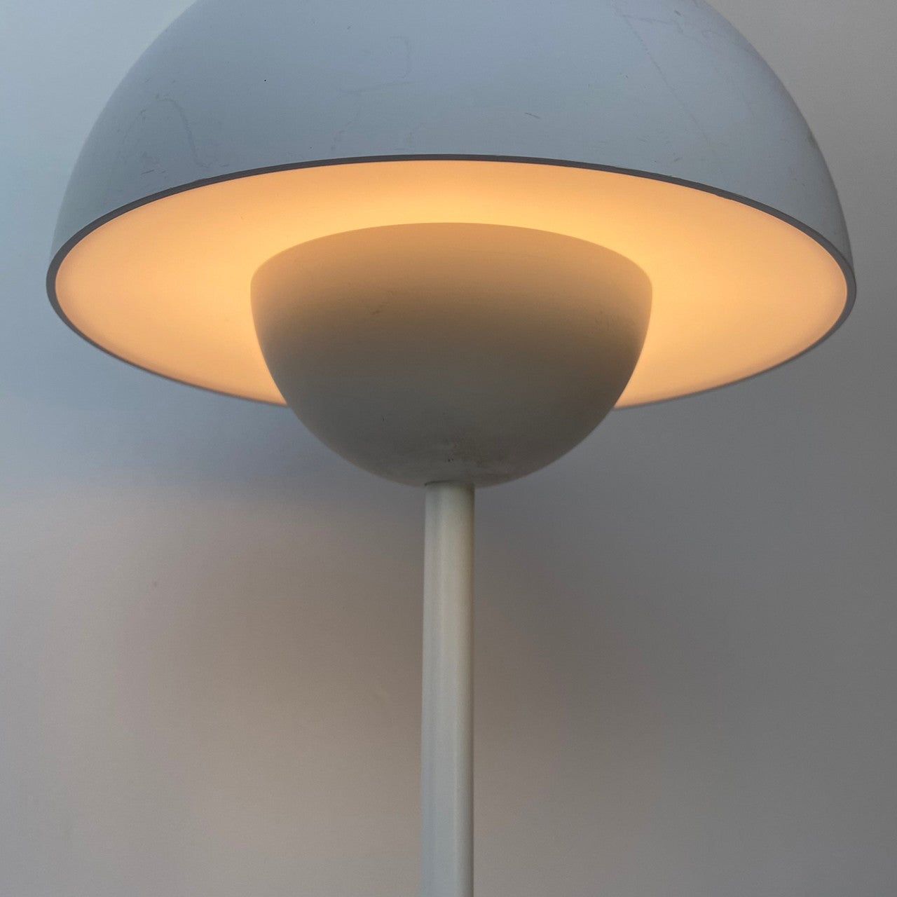 Flowerpot Portable Table Lamp