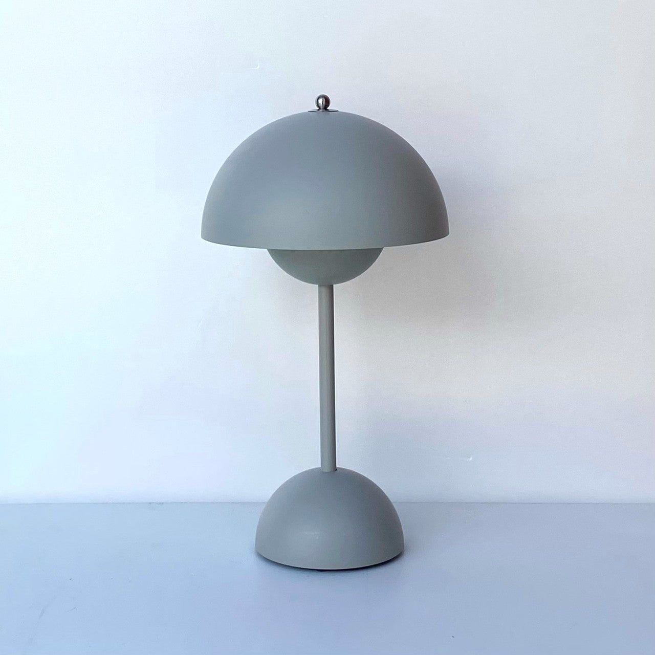 Flowerpot Portable Table Lamp