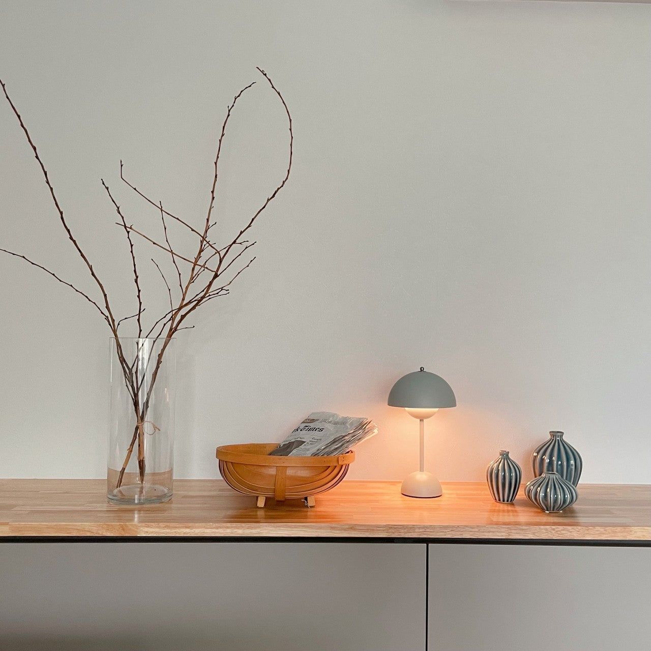 Flowerpot Portable Table Lamp