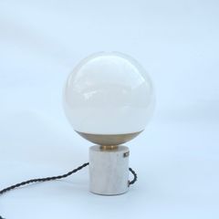 Groove table lamp