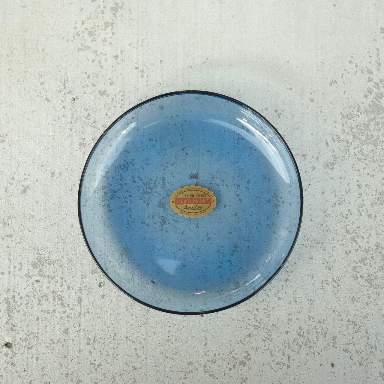 HEAT-PROOF Dish