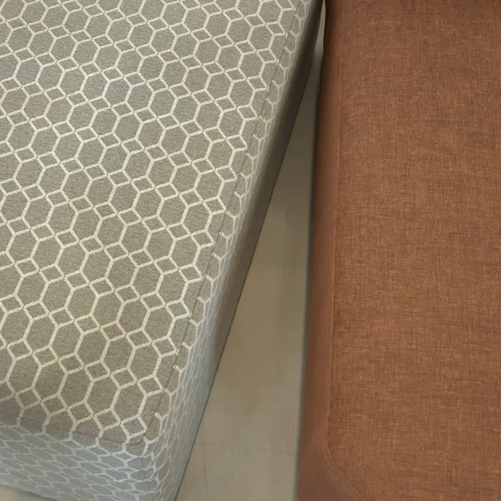 【家具特集ソファ】Earl ottoman
