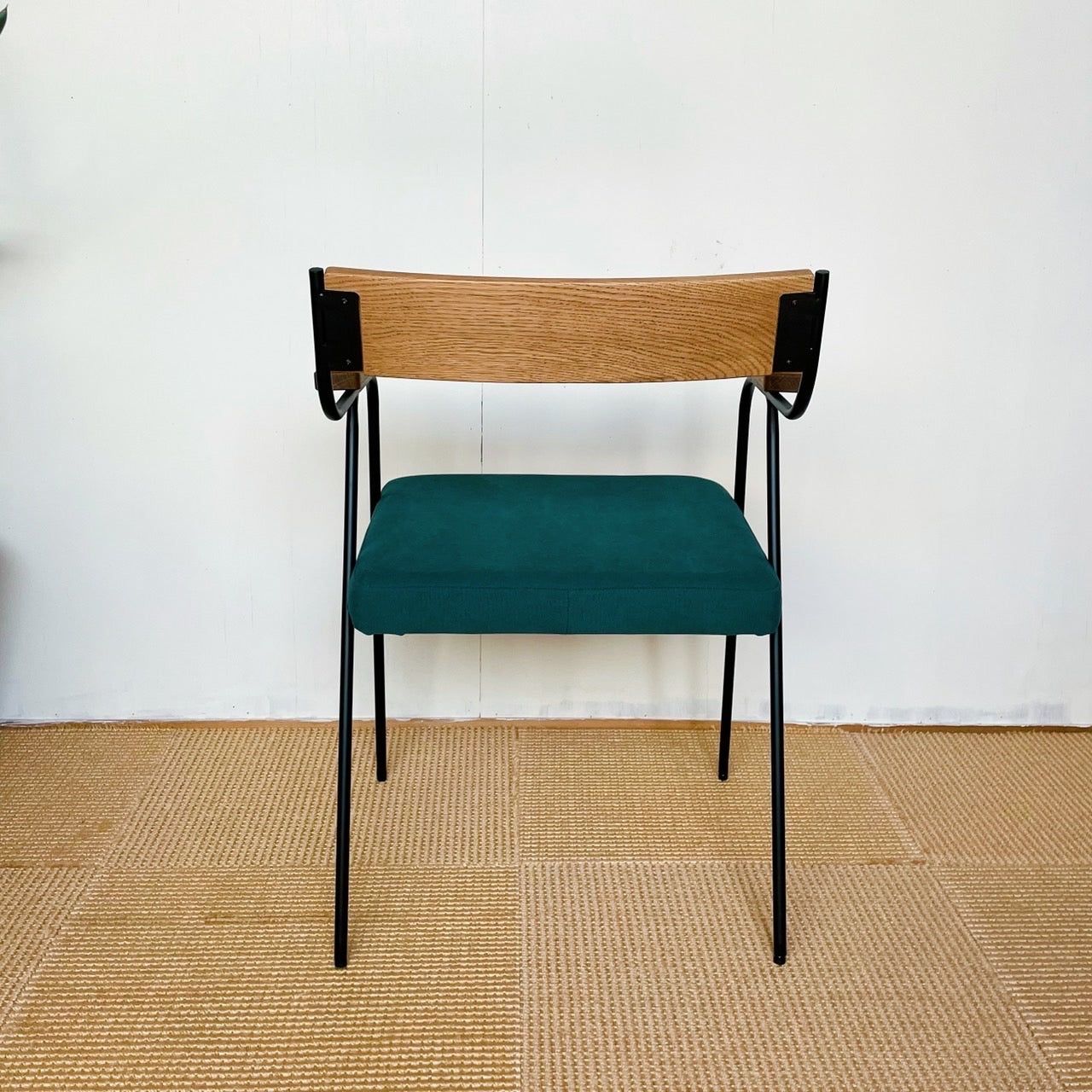 Razzle chair