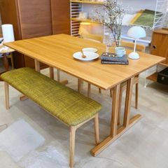 Wing Table
