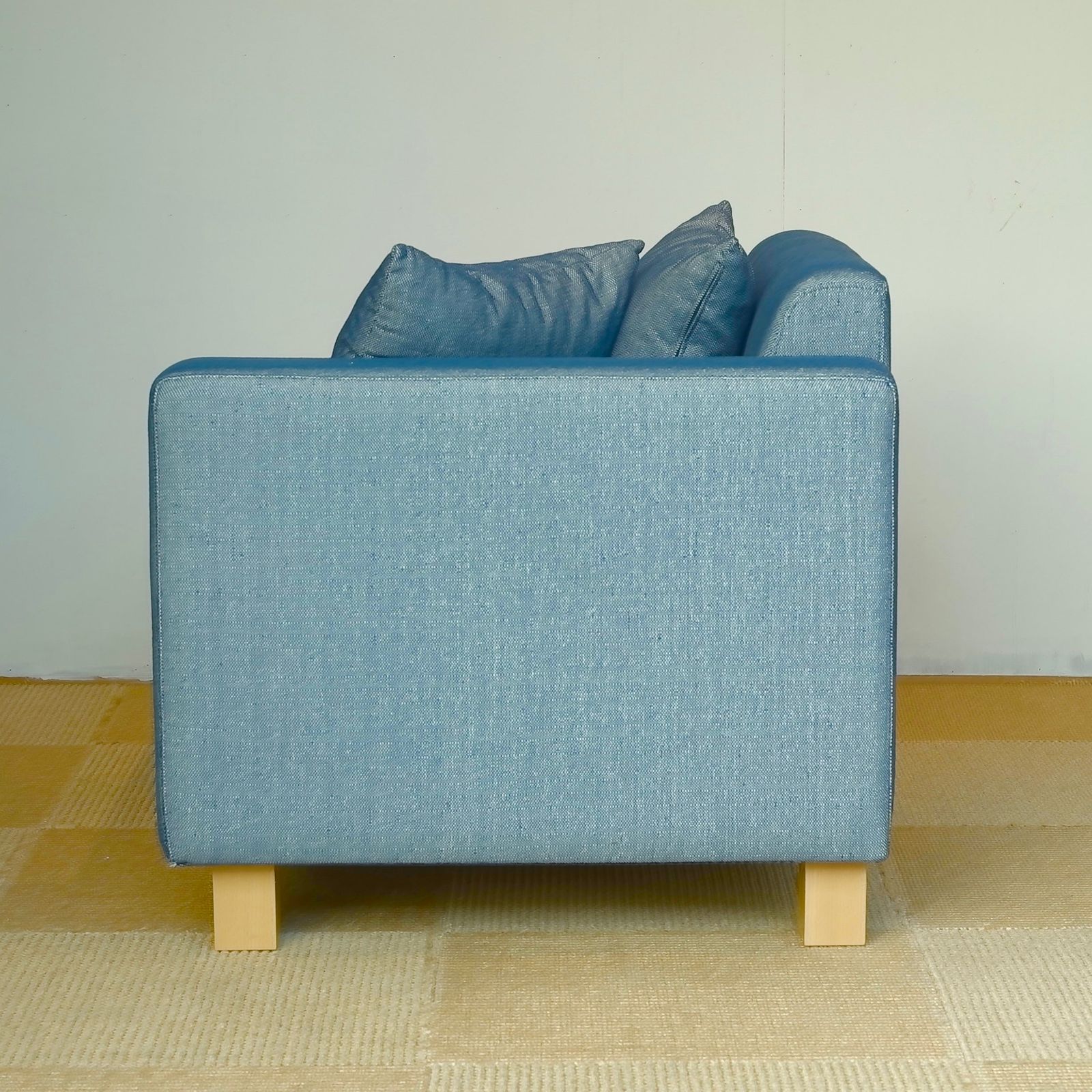 [ OUTLET ] Wind shell sofa