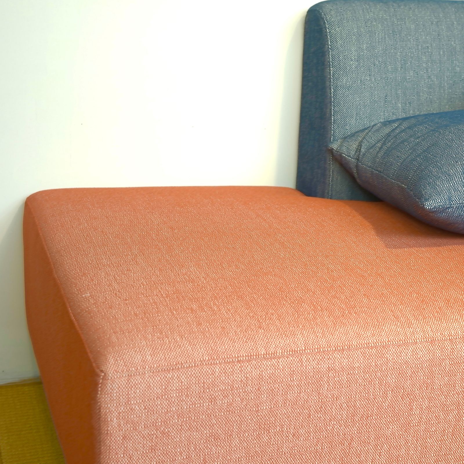 [ OUTLET ] Wind shell sofa