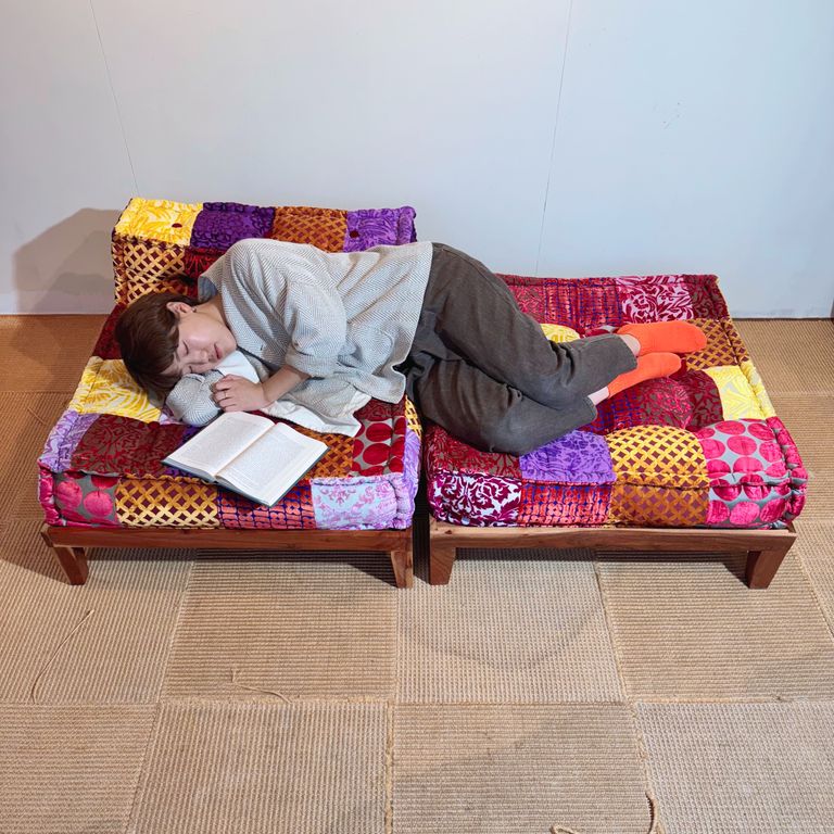 ※ソファは別売りです。