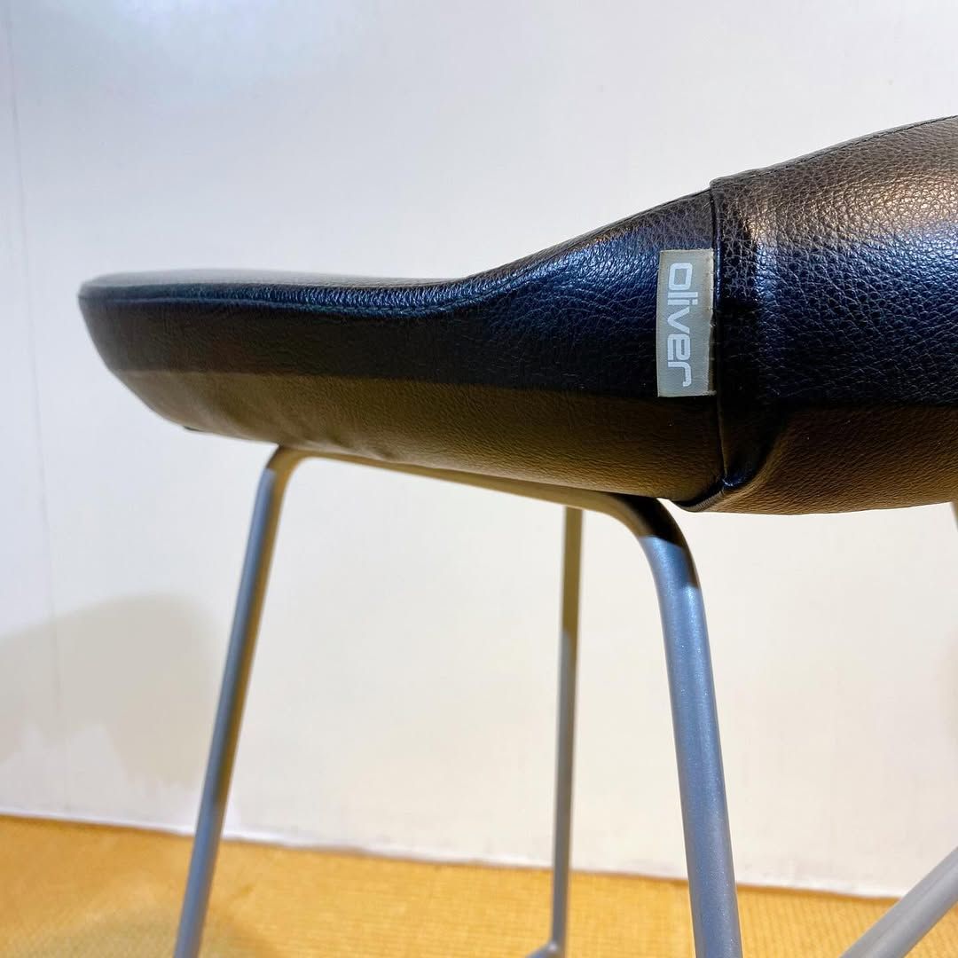season31-3 / Counter Stool / オリバー社