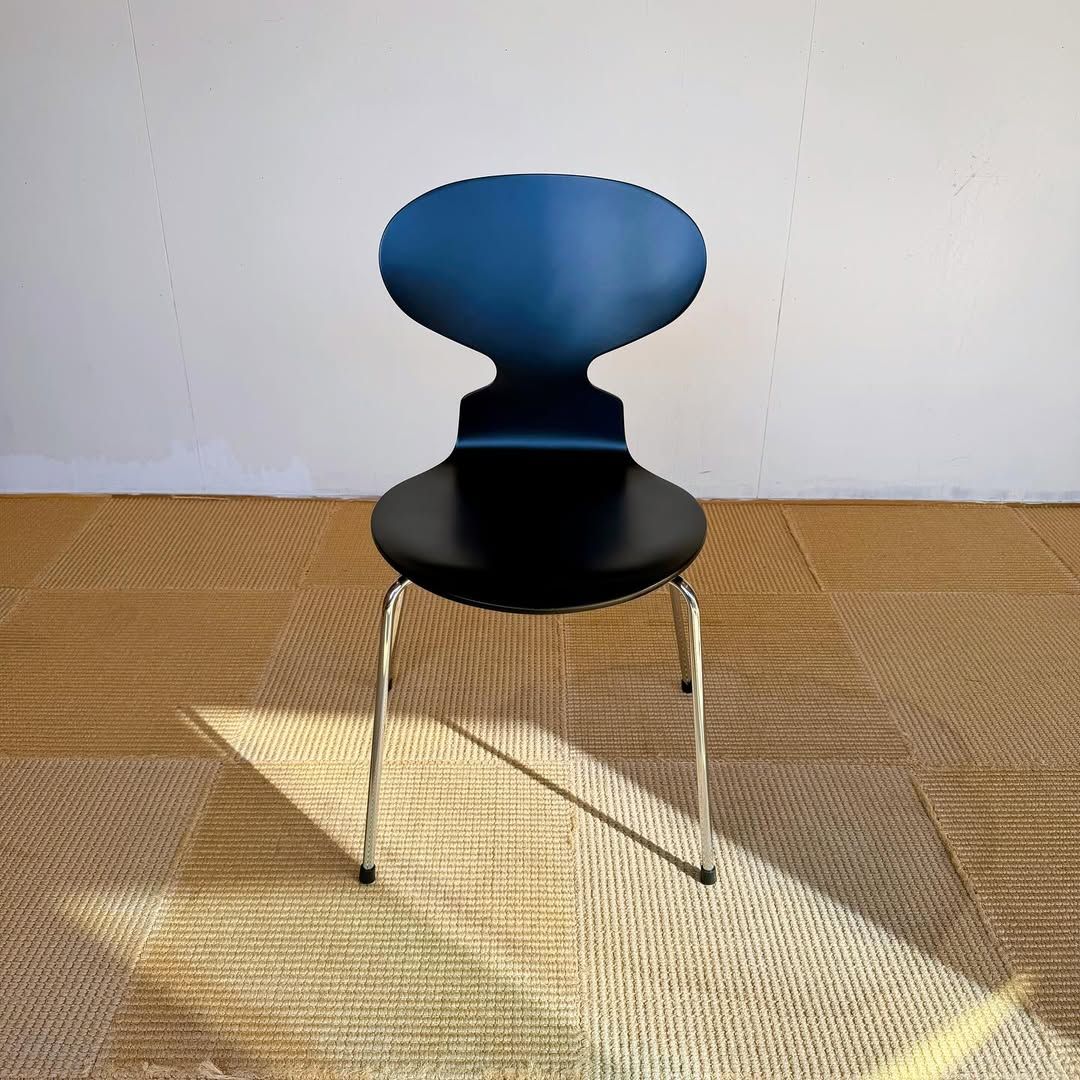 season45-3 / デザイナーズチェア / アントチェア4本脚（FRITZ HANSEN）