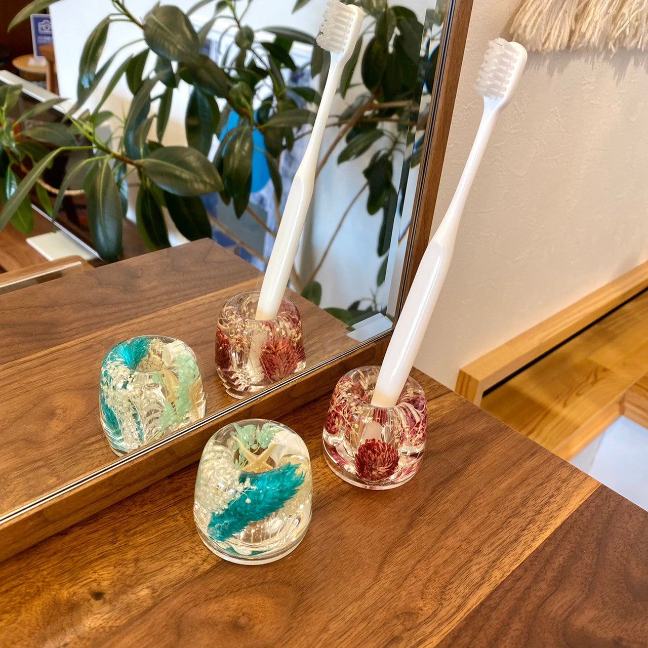 Tooth Brush Stand BOTANICA