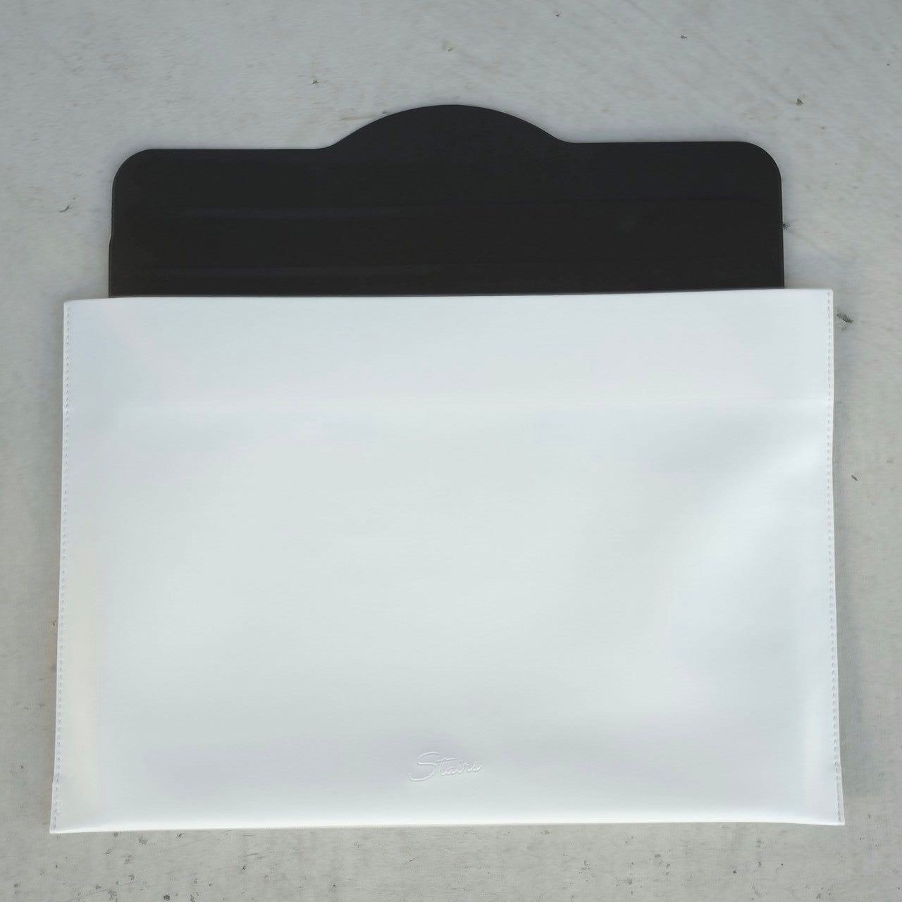 Document holder ZERO