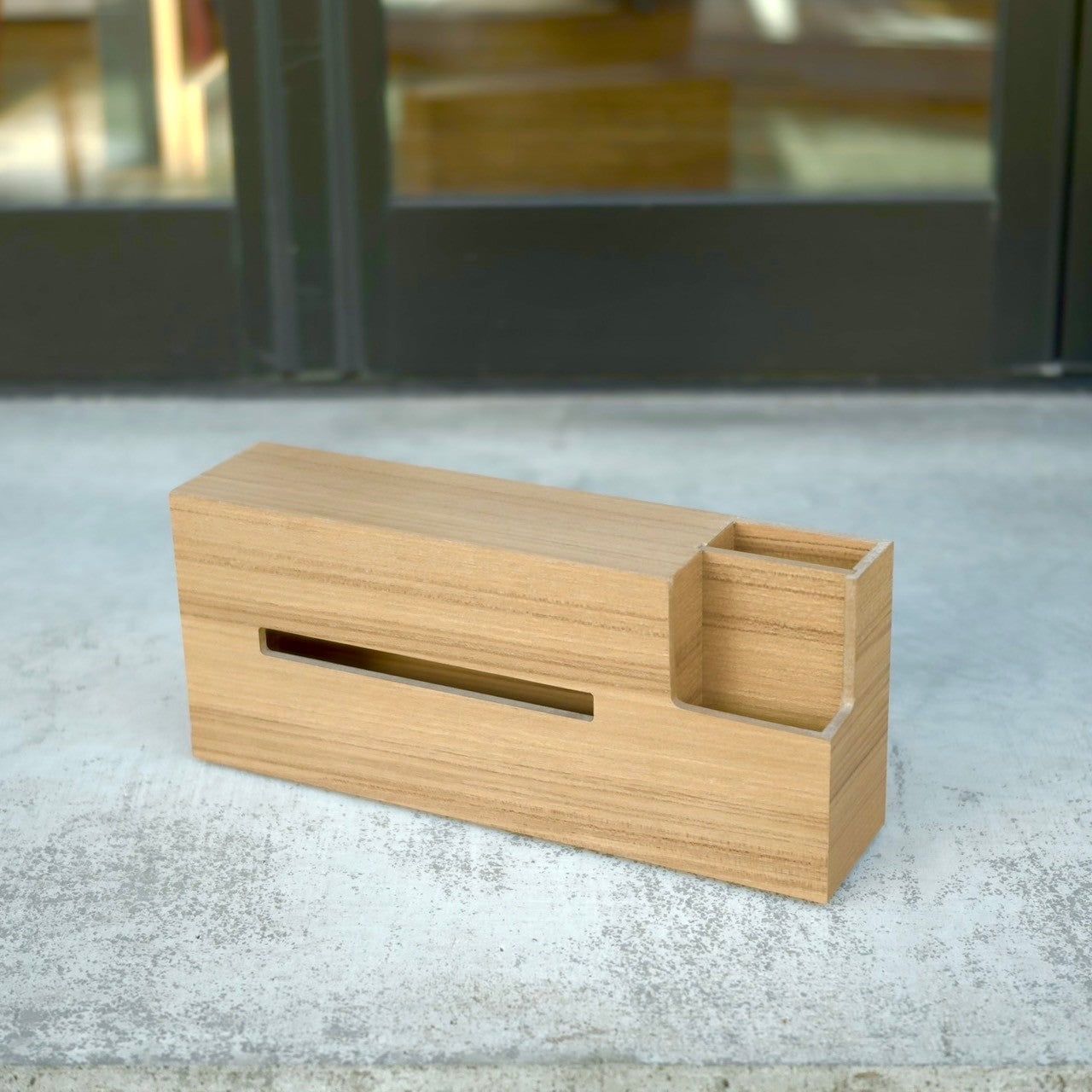 WOOD TISSUE CASE