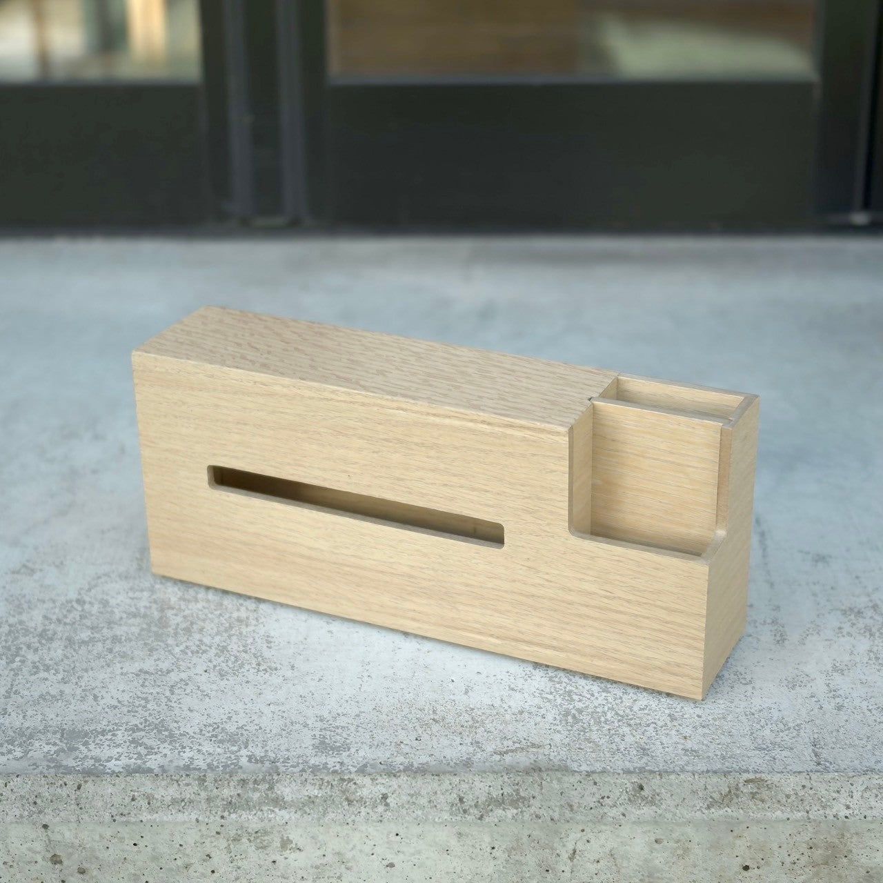 WOOD TISSUE CASE