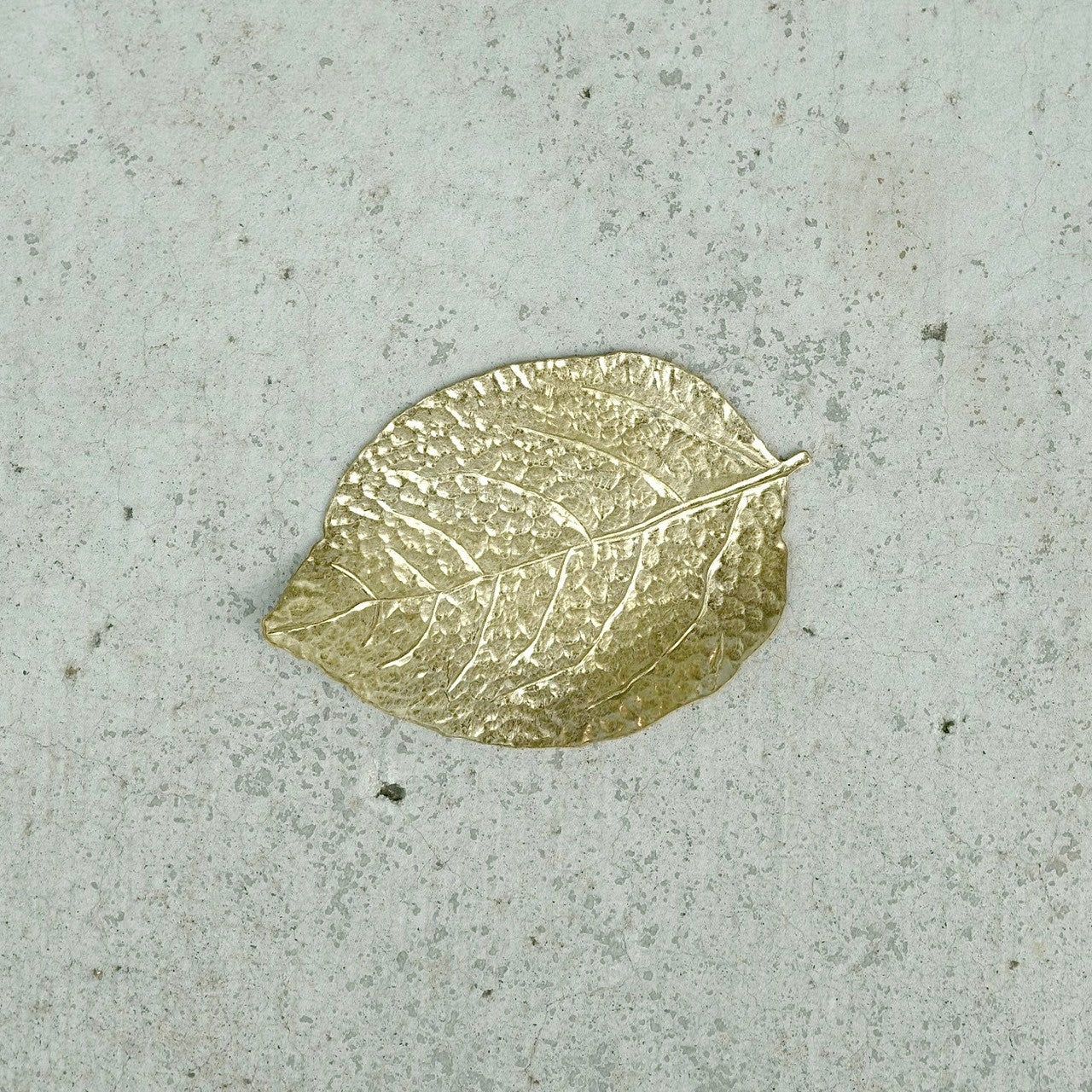 LEAF PLATE BRASS SOLID / ALUMINIUM / RUST
