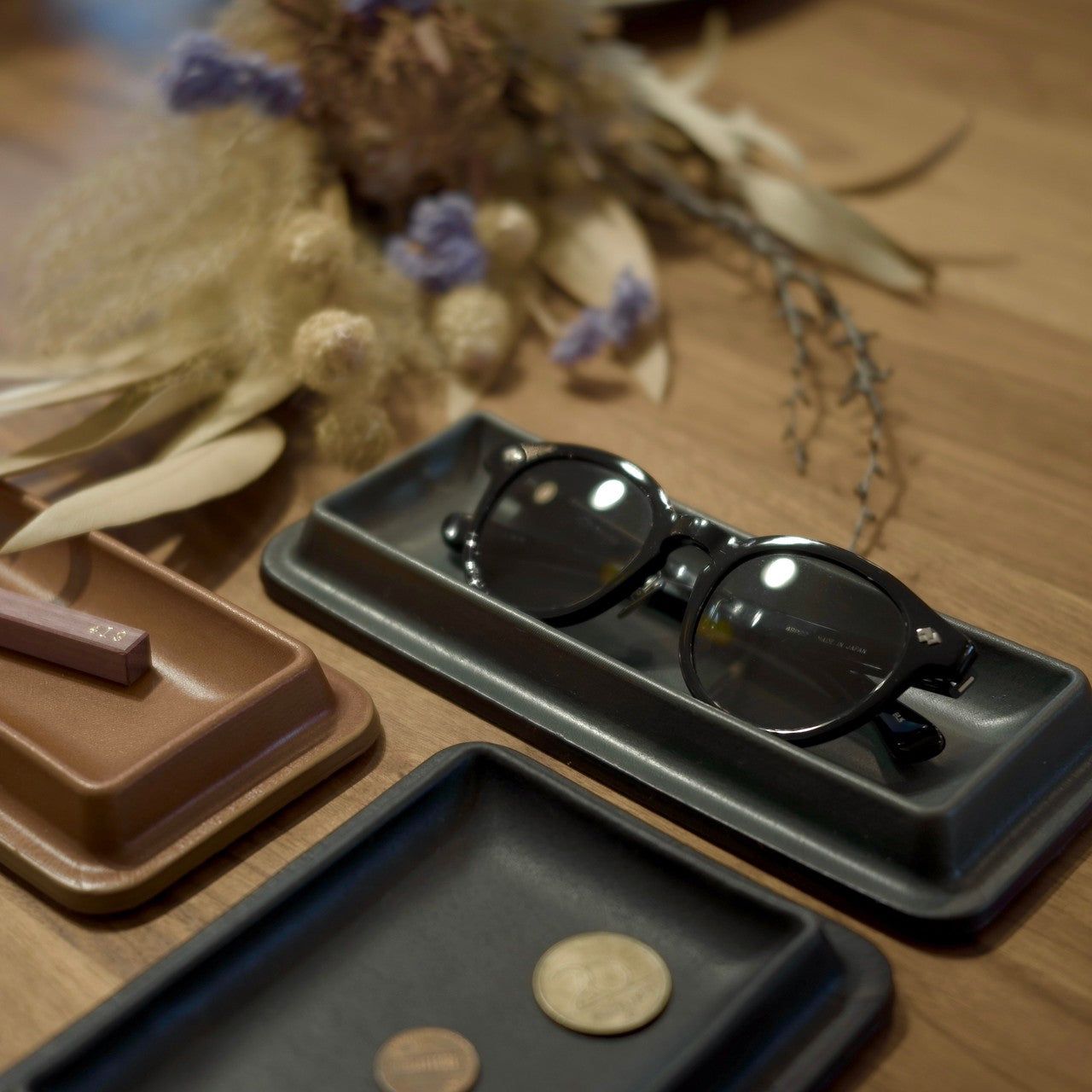Leather tray by Colm