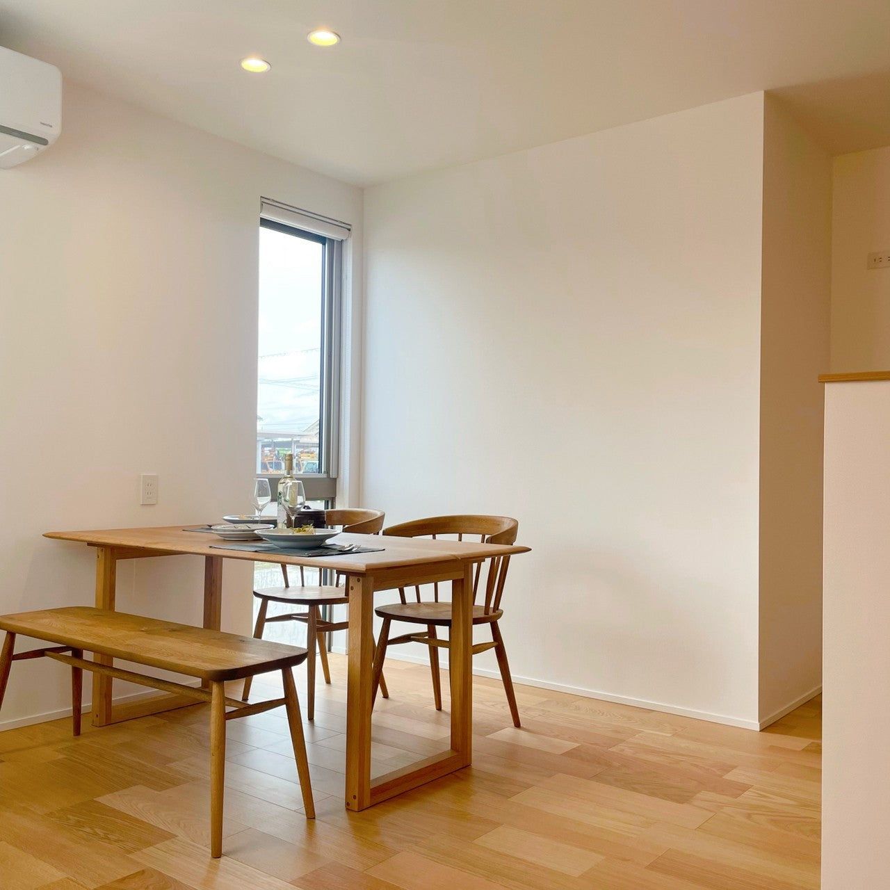【オンライン掲載不可】Marukech dining chair