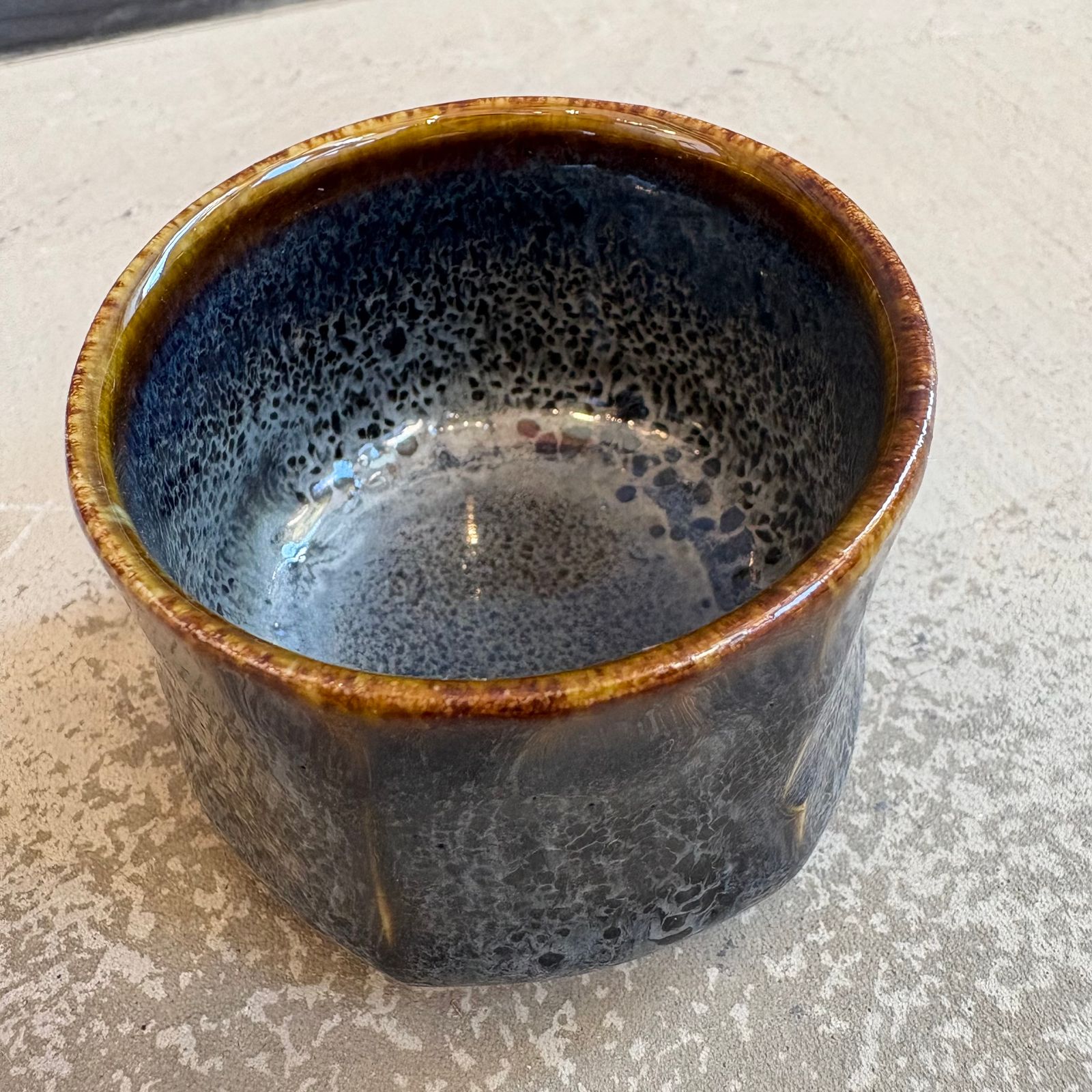 guinomi / 東尋坊ぐい呑み