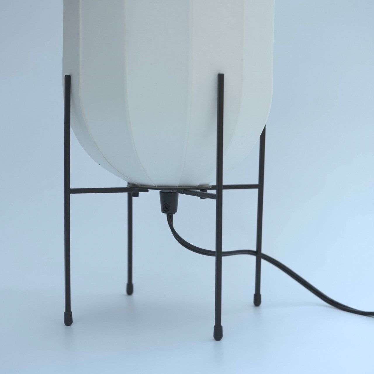 OH table lamp