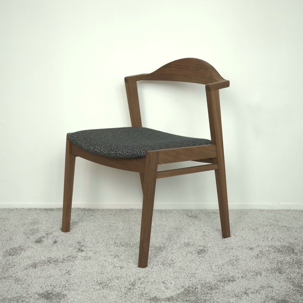 【12/5撮影】Plane Semi Arm Chair