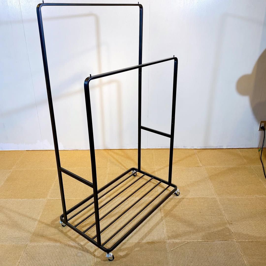 season22-1 / Hanger Rack