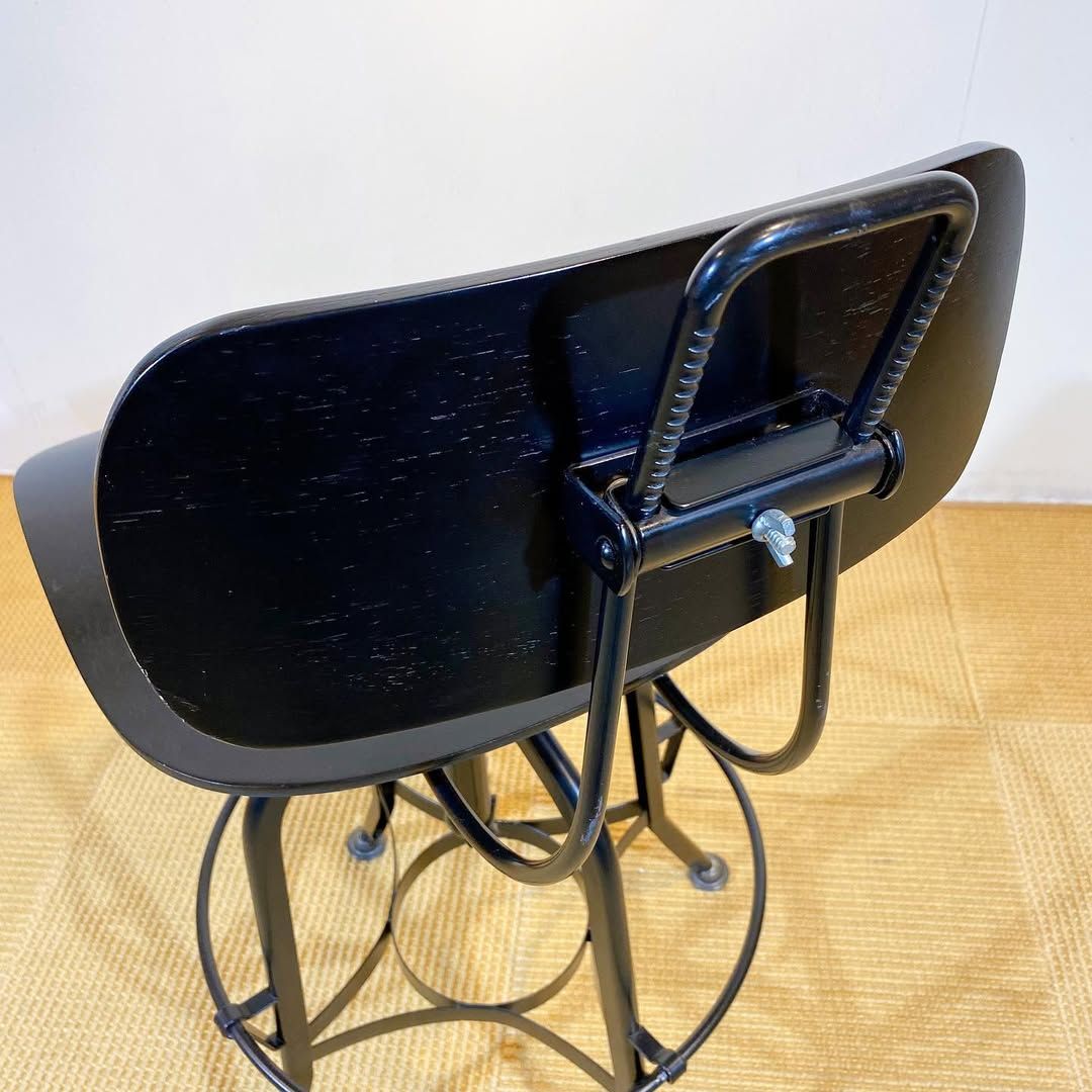 season24-6 / Hi Chair