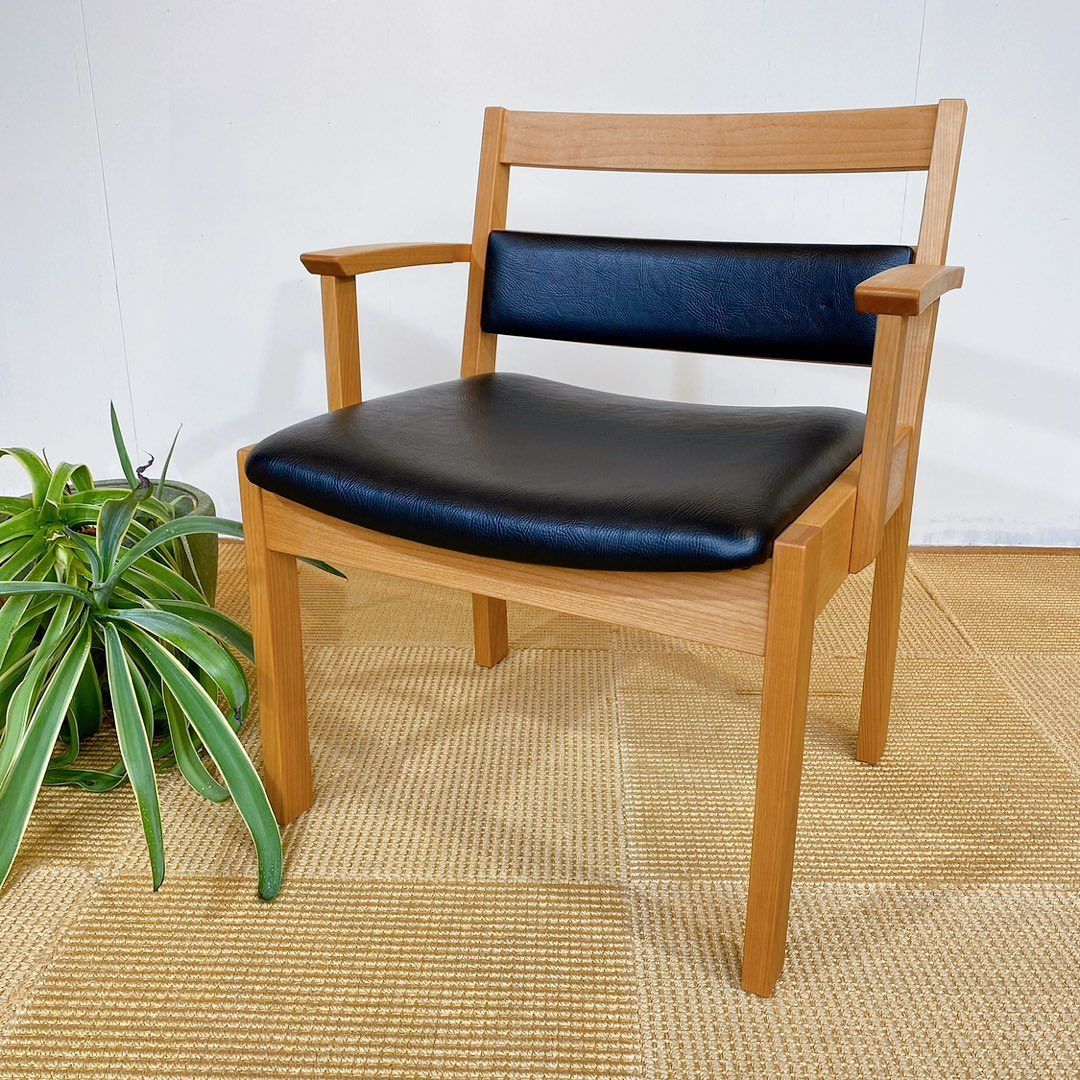 season18-4 / Arm Chair / レグナテック