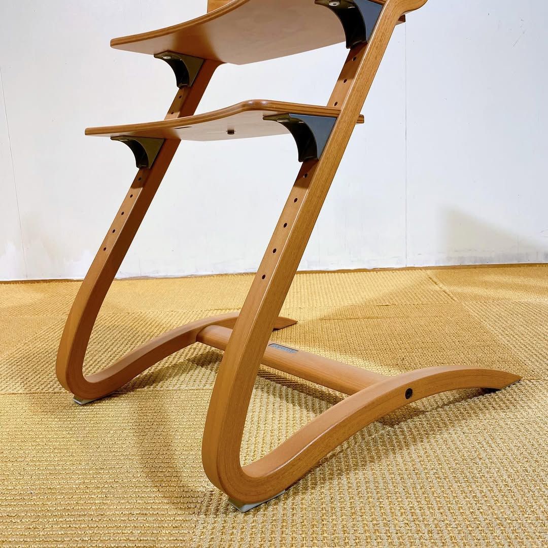 season14-4 / Leander High Chair