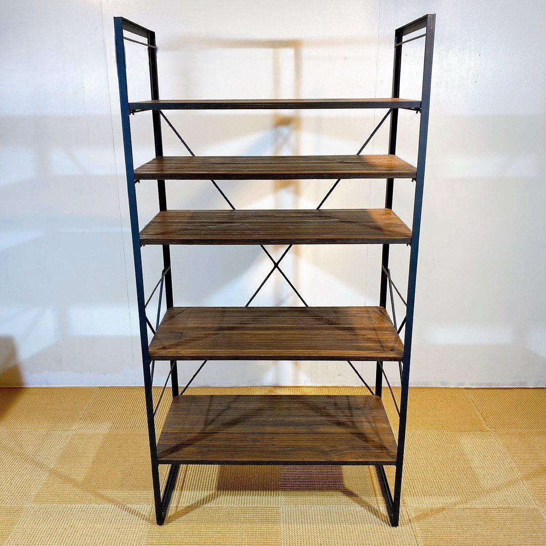 season28-2 / Iron Shelf