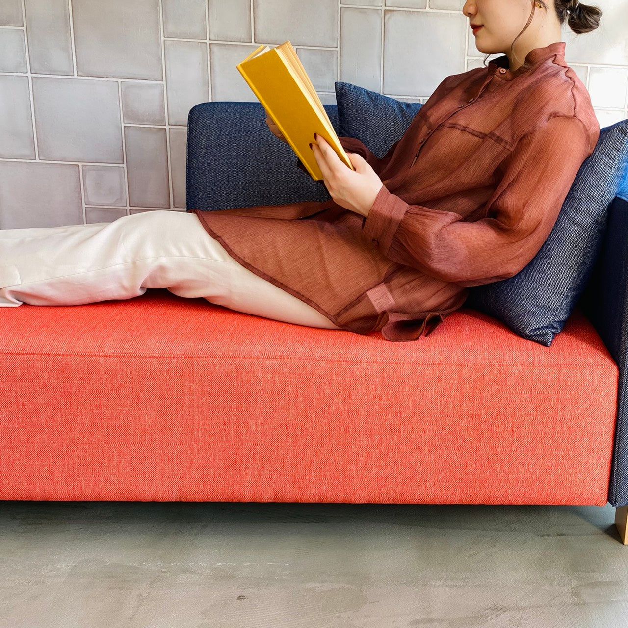 [ OUTLET ] Wind shell sofa