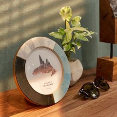 PHOTO FRAME