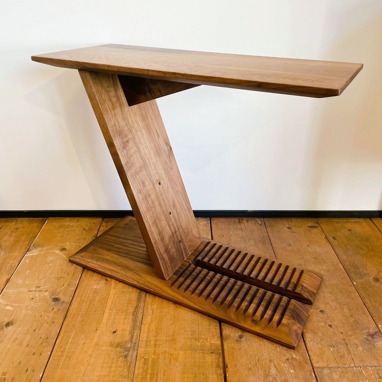 theater SIDE TABLE