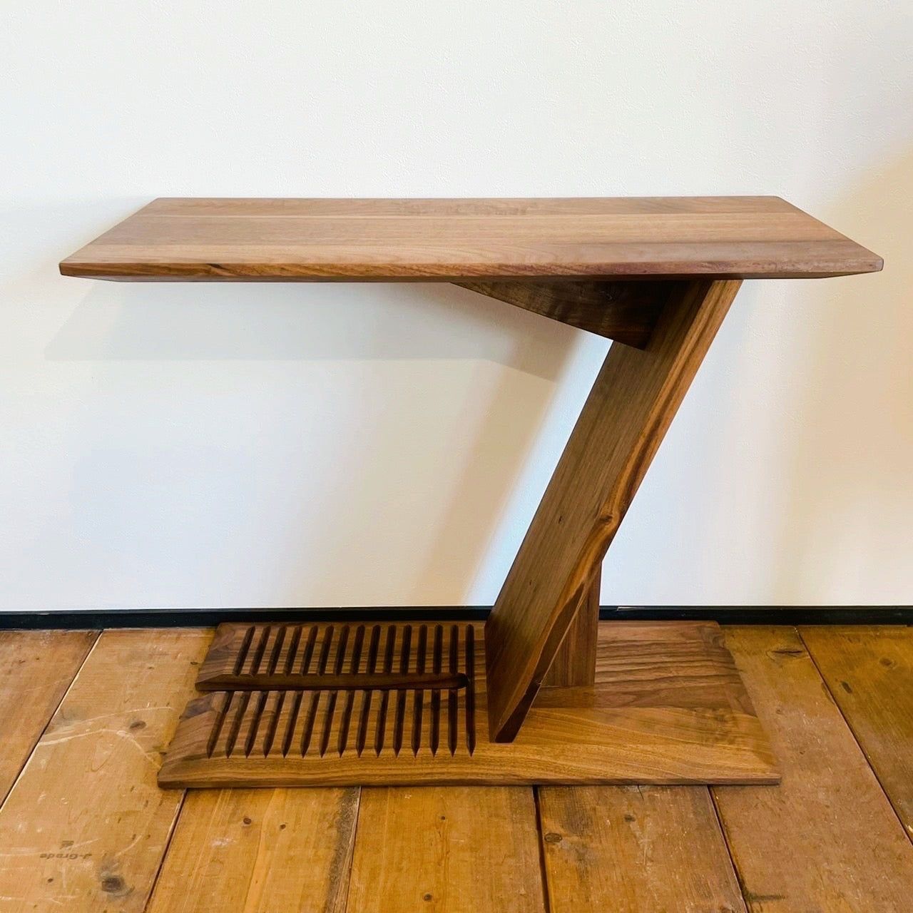 theater SIDE TABLE