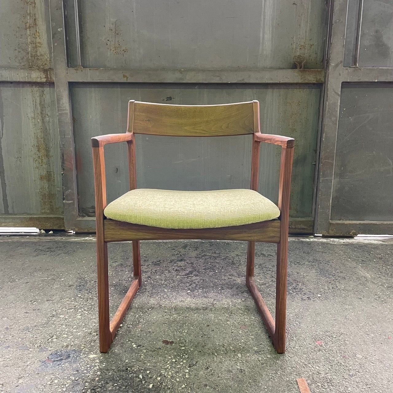 [ OUTLET ] Sledge Arm Chair