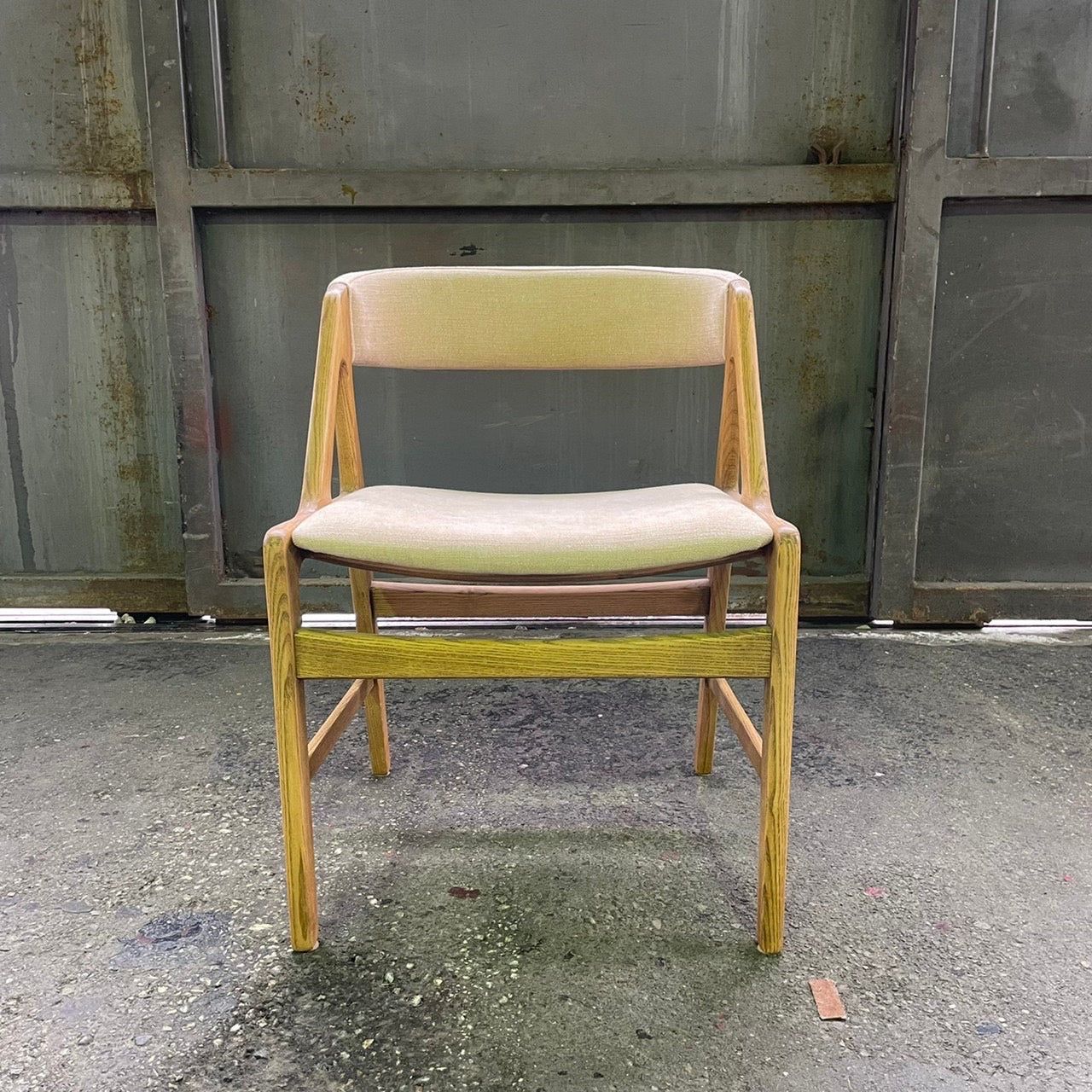 [ OUTLET ] Ape Chair