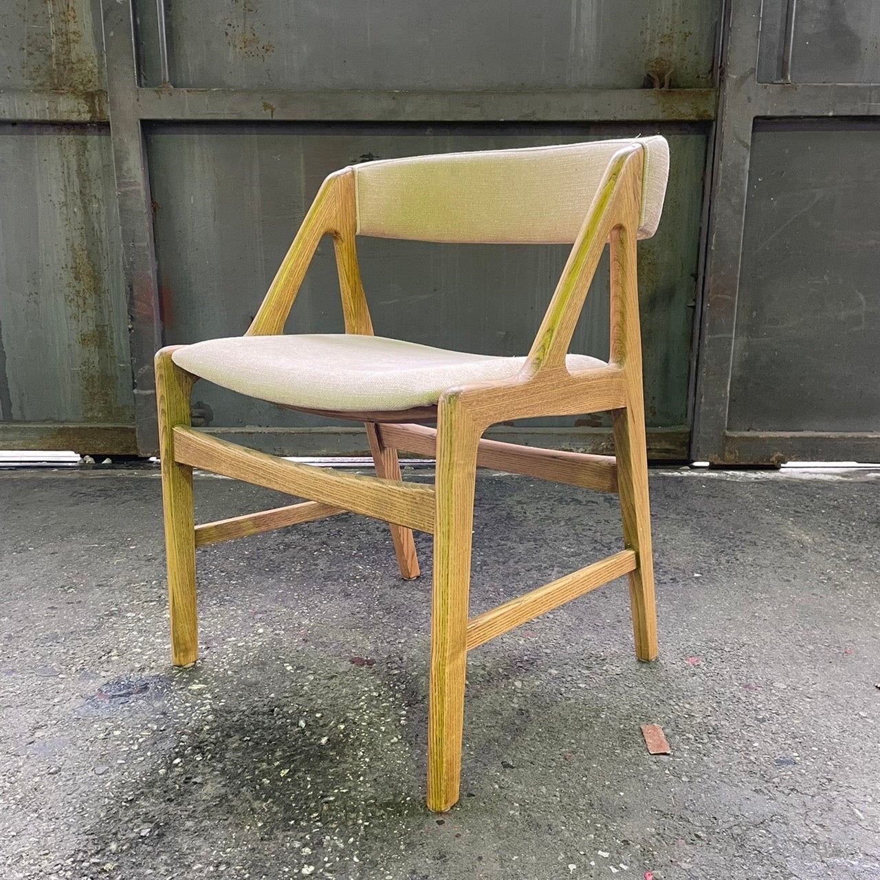 [ OUTLET ] Ape Chair