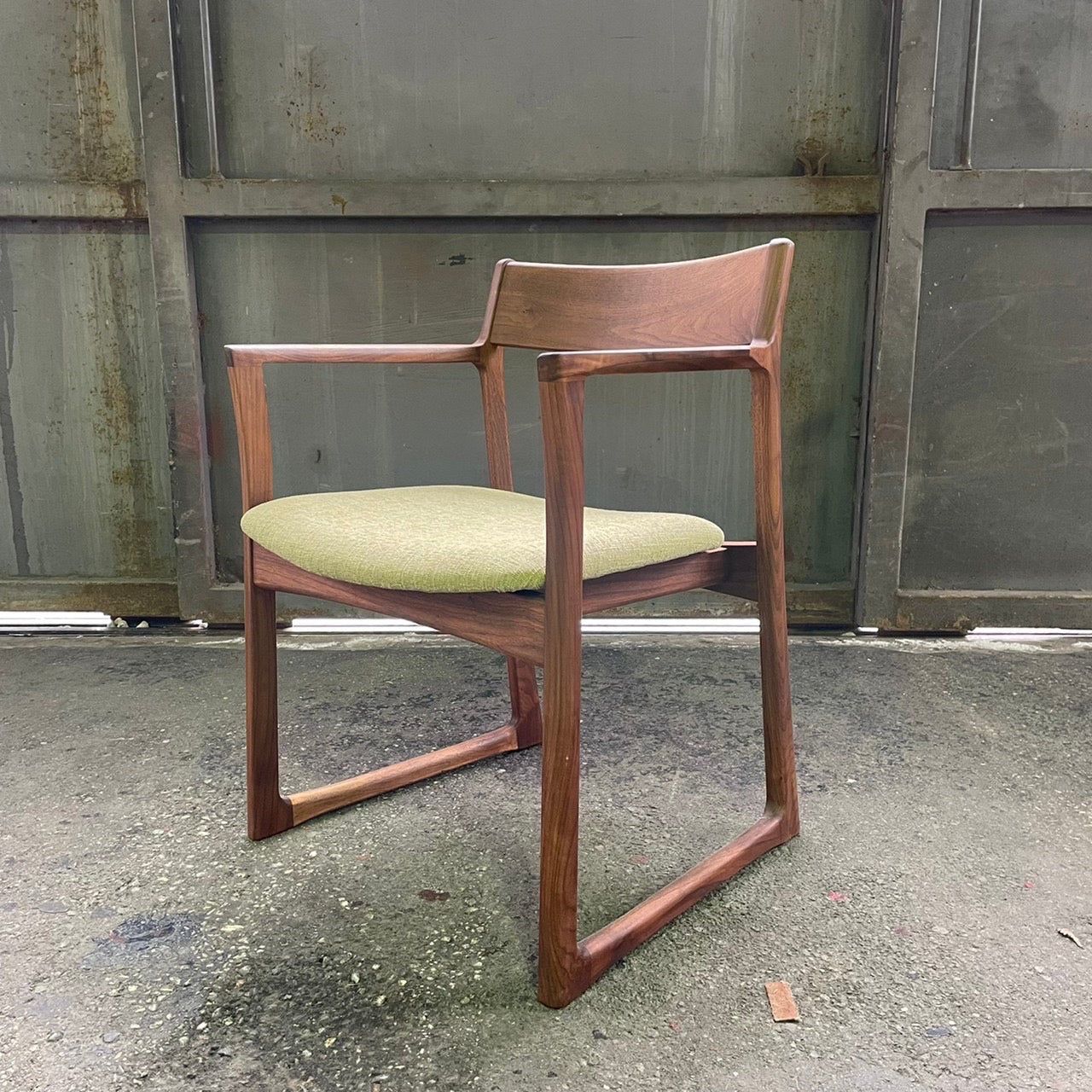 [ OUTLET ] Sledge Arm Chair