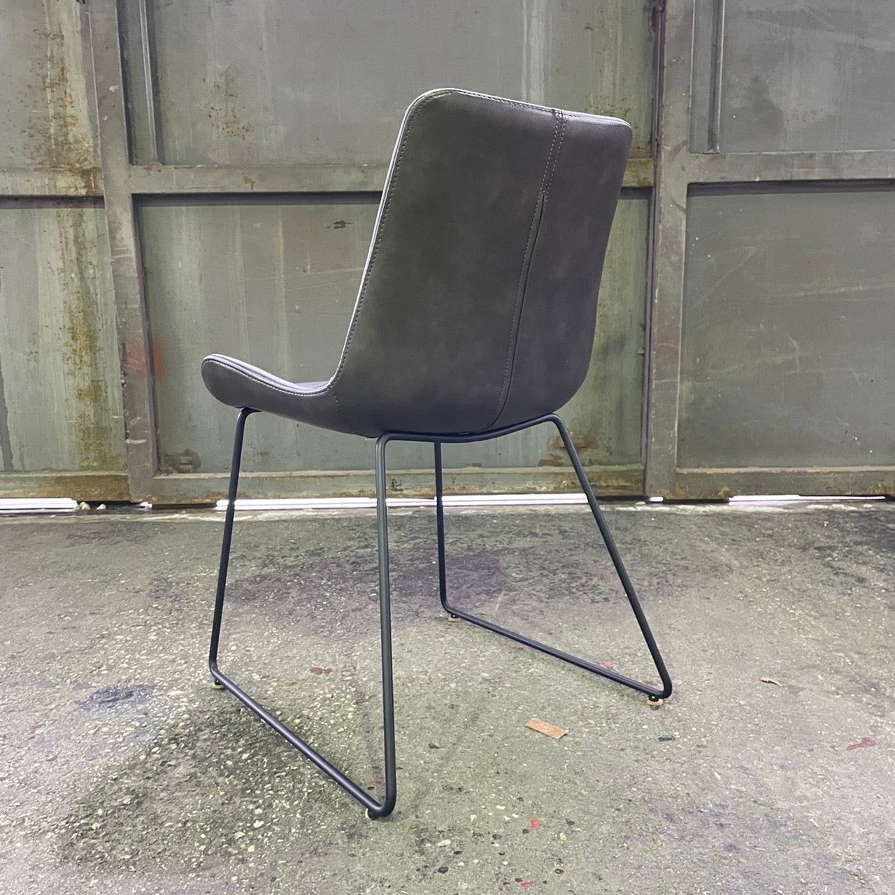 [ OUTLET ] Punish Wing Chair