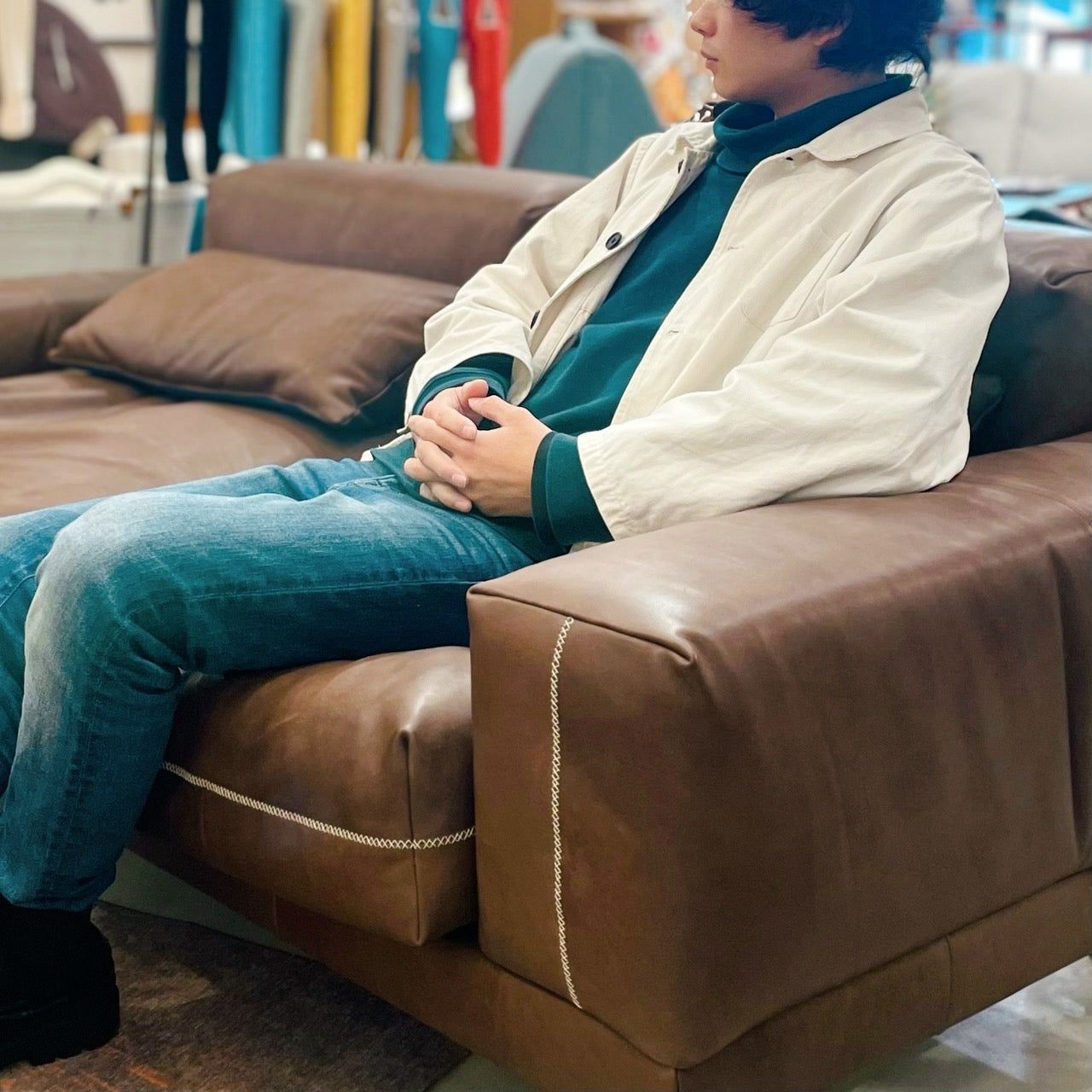 〔 OUTLET 〕BIOCCO 本革ソファ